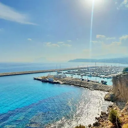 Sun Carlos Villa *